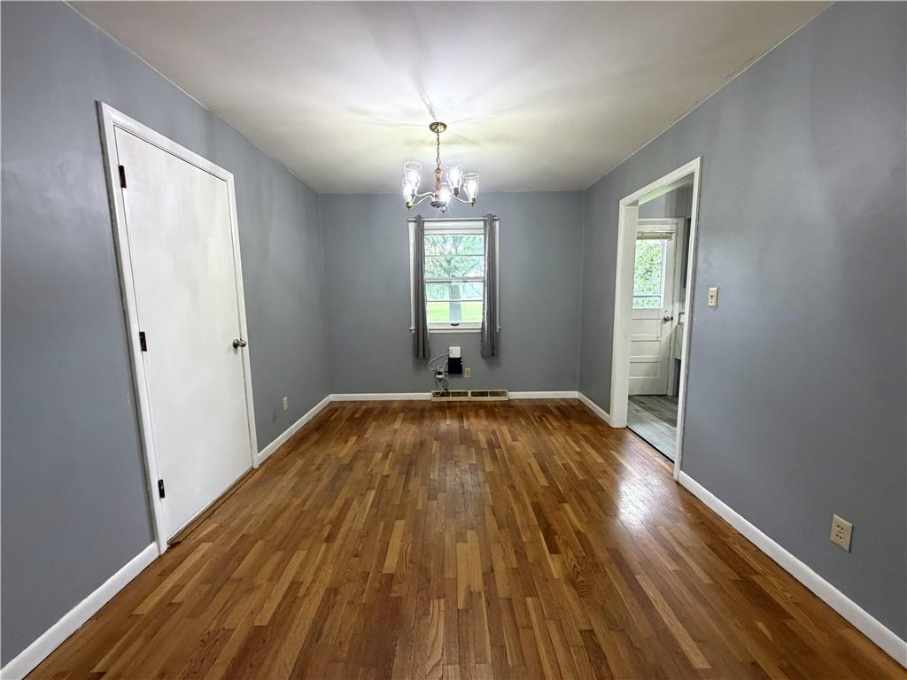 Homes for sale in Brookfield, MO | 1101 Sunset Hill Rd, Brookfield, MO 64628 | MLS# 2621096