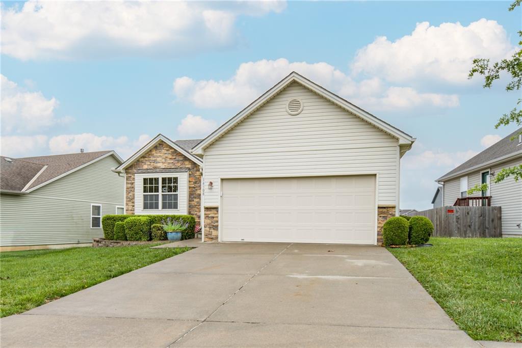 Homes for sale in Grandview, MO | 14308 Richmond Ave, Grandview, MO 64030 | MLS# 2621184