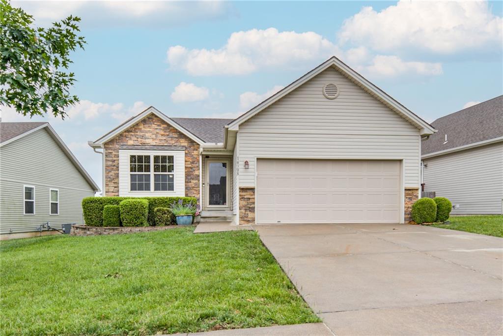 Homes for sale in Grandview, MO | 14308 Richmond Ave, Grandview, MO 64030 | MLS# 2621184