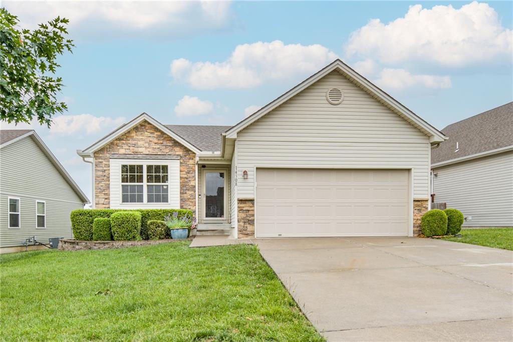 Homes for sale in Grandview, MO | 14308 Richmond Ave, Grandview, MO 64030 | MLS# 2621184