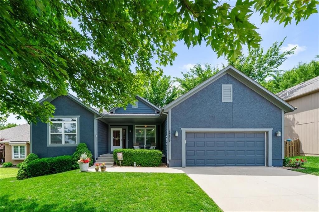 Homes for sale in De Soto, KS | 34535 W 84th St, De Soto, KS 66018 | MLS# 2621429