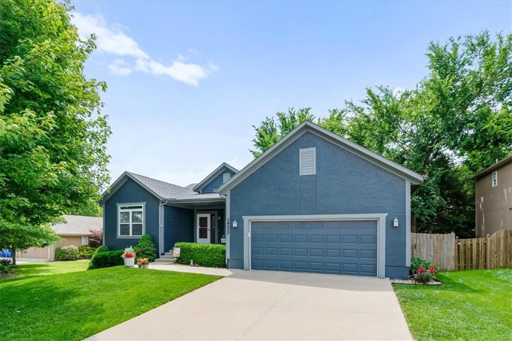 Homes for sale in De Soto, KS | 34535 W 84th St, De Soto, KS 66018 | MLS# 2621429
