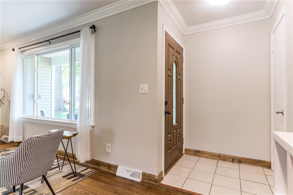 4th image of 1016 E Elm St, Olathe, KS 66061 | MLS# 2621509
