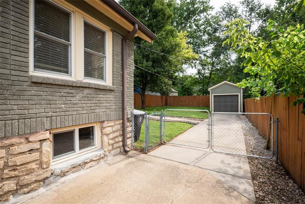 52nd image of 6019 Holmes St, Kansas City, MO 64110 | MLS# 2621553