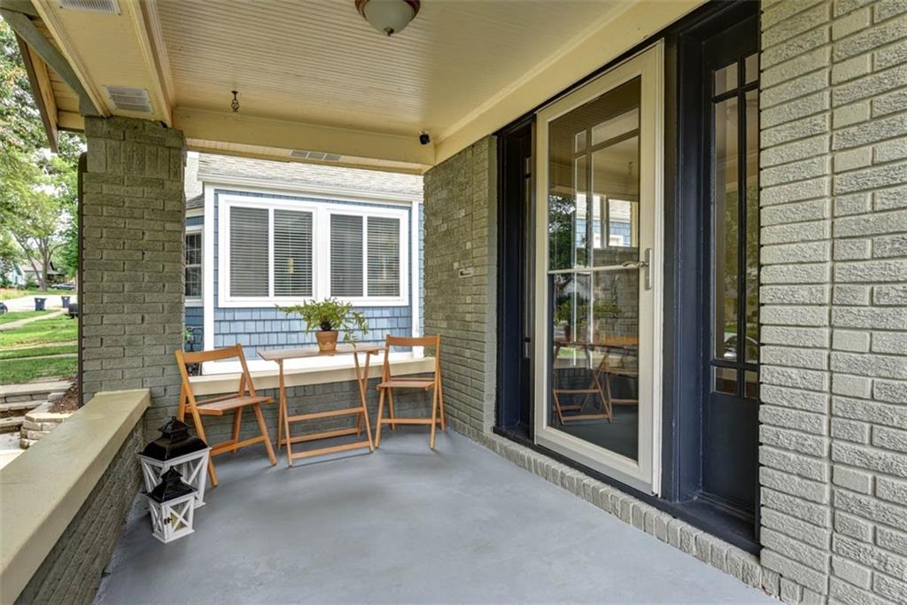 3rd image of 6019 Holmes St, Kansas City, MO 64110 | MLS# 2621553