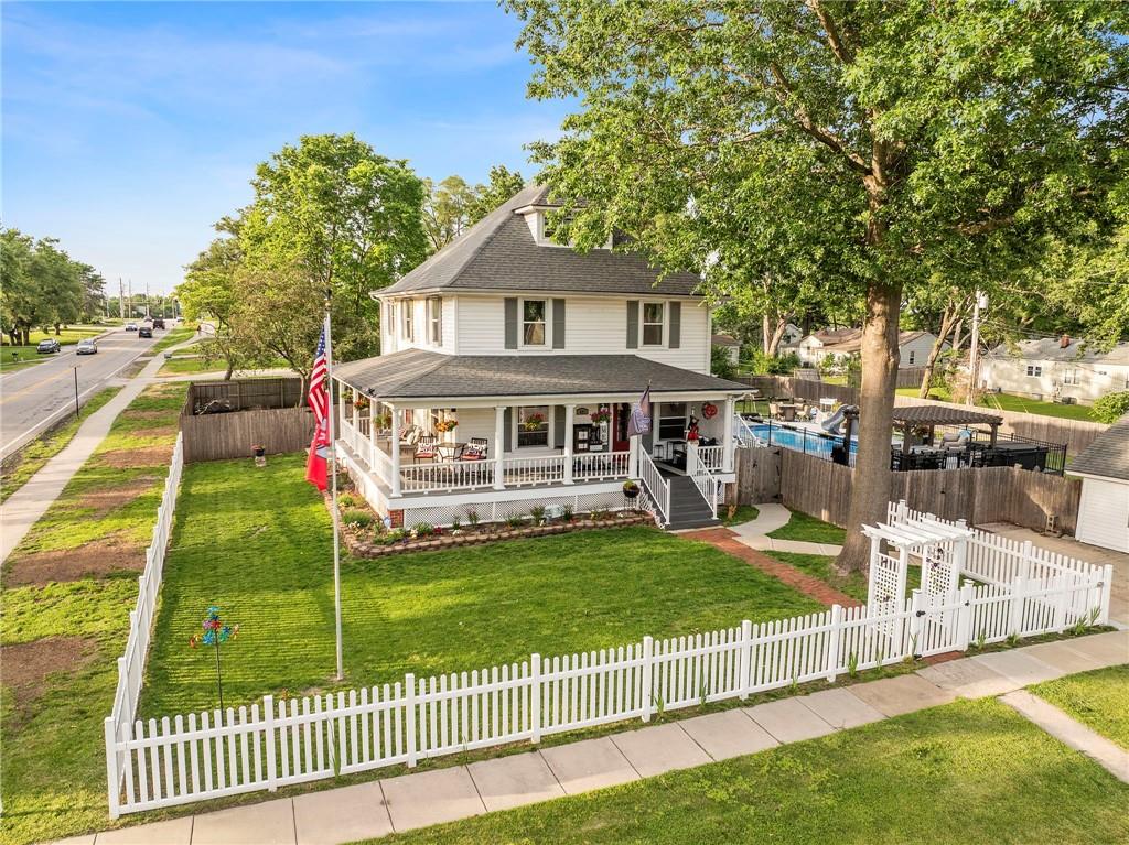 4th image of 601 Ne Douglas St, Lees Summit, MO 64063 | MLS# 2621566
