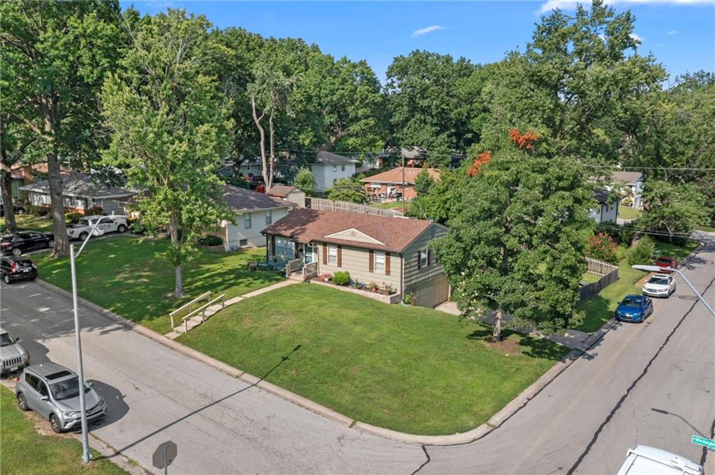 Homes for sale in Kansas City, MO | 5001 N Michigan Ave, Kansas City, MO 64118 | MLS# 2621602