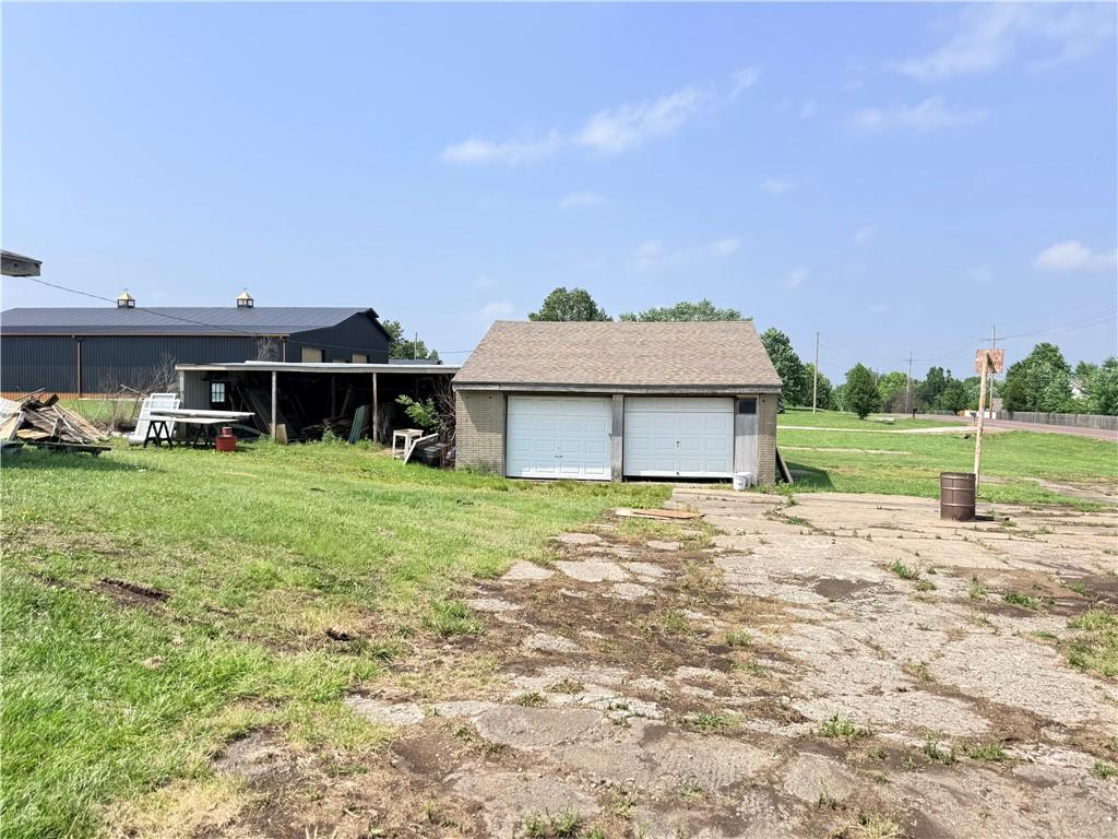 Homes for sale in Basehor, KS | 16620 Evans Rd, Basehor, KS 66007 | MLS# 2621822