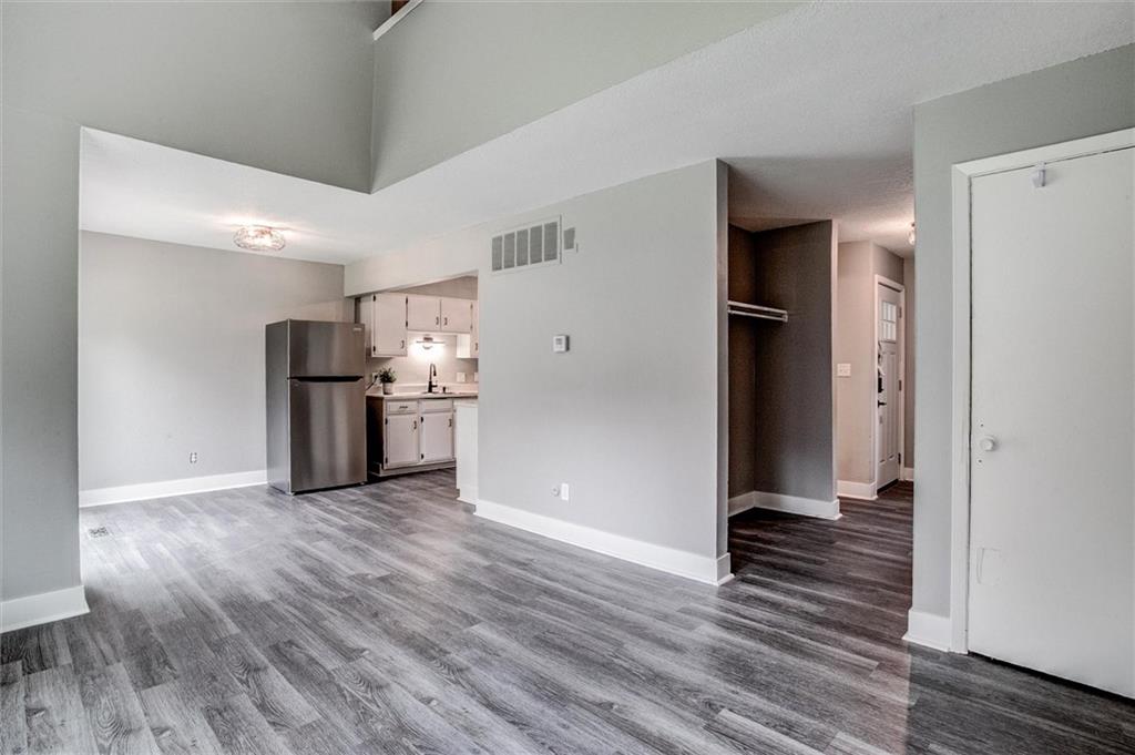 Homes for sale in Lawrence, KS | 255 N Michigan St #92, Lawrence, KS 66044 | MLS# 2621937