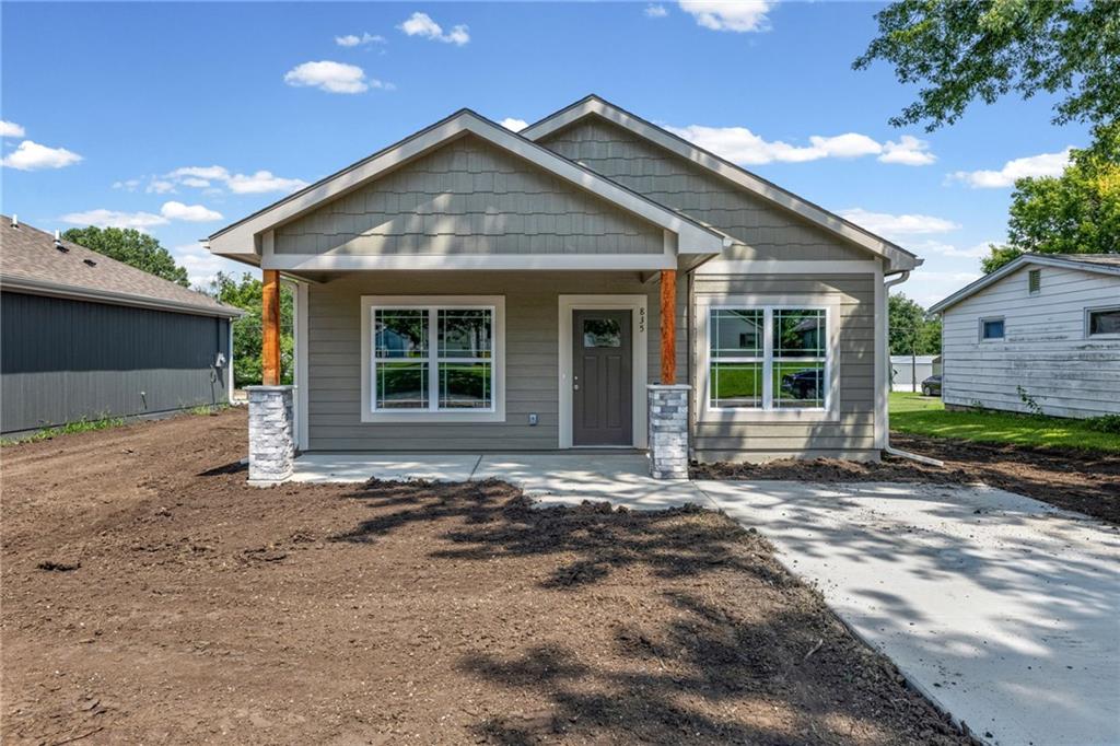 2nd image of 835 S Cherry St, Ottawa, KS 66067 | MLS# 2621954