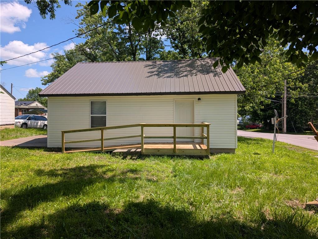 Homes for sale in Windsor, MO | 105 E Colorado St, Windsor, MO 65360 | MLS# 2621973