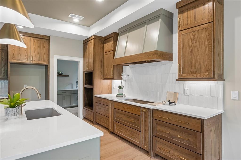 2nd image of 2717 Ne 91st Pl, Kansas City, MO 64156 | MLS# 2622433