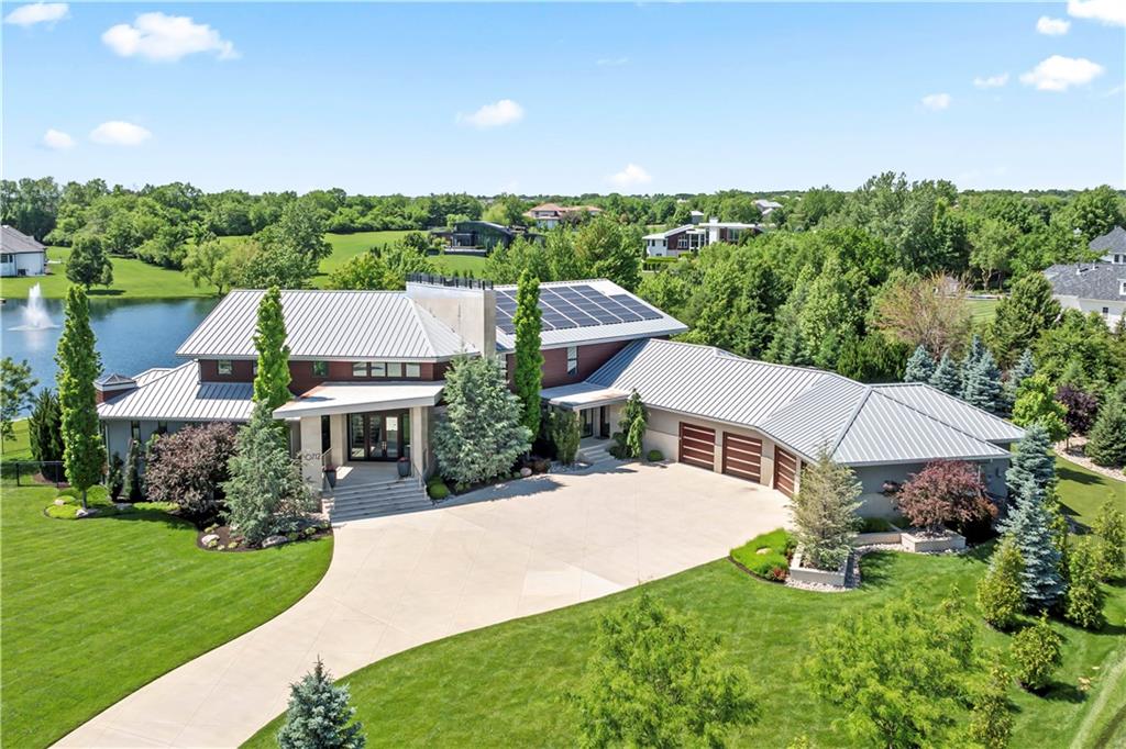 Homes for sale in Overland Park, KS | 10712 W 165Th St, Overland Park, KS 66221 | MLS# 2622472