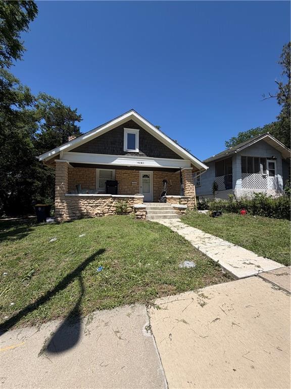 Homes for sale in Kansas City, MO | 3416 E 58th Ter, Kansas City, MO 64132 | MLS# 2622584