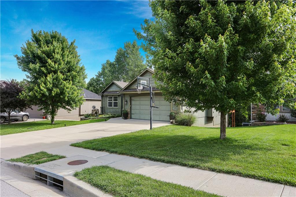 Homes for sale in Bonner Springs, KS | 483 S 137th Pl, Bonner Springs, KS 66012 | MLS# 2622877