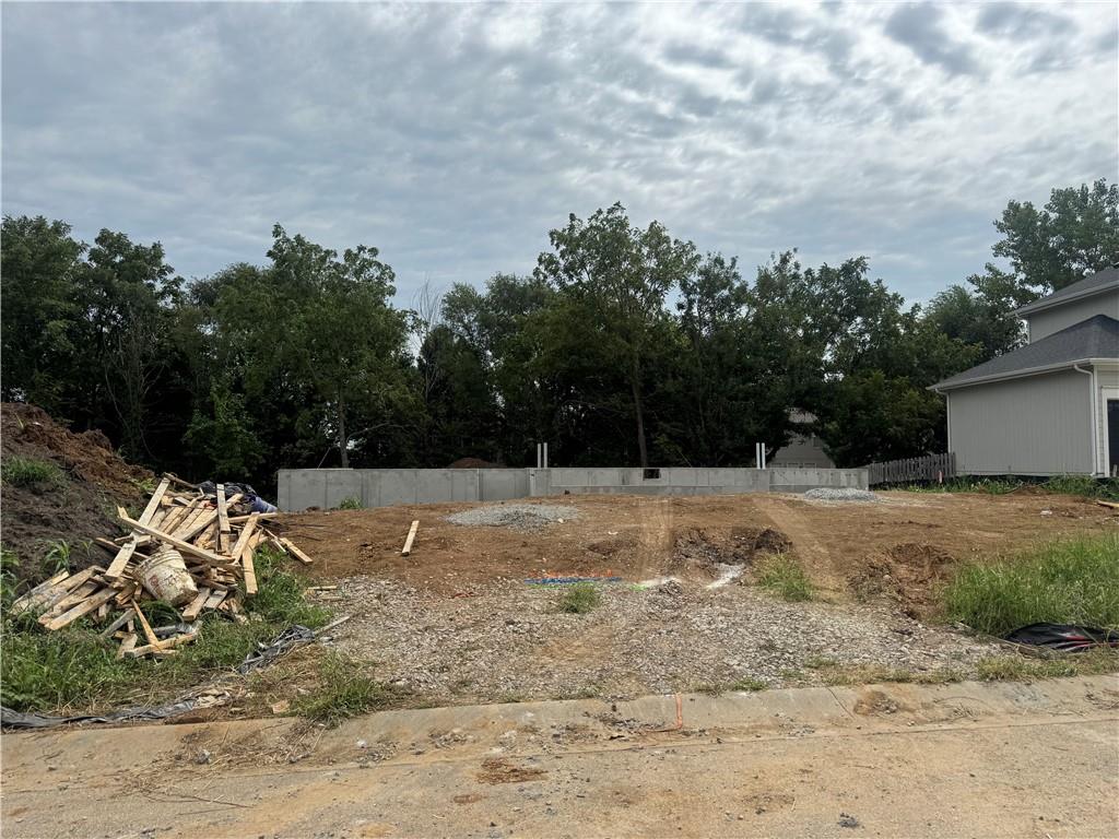 2nd image of 20755 Emerald St, Spring Hill, KS 66083 | MLS# 2623029