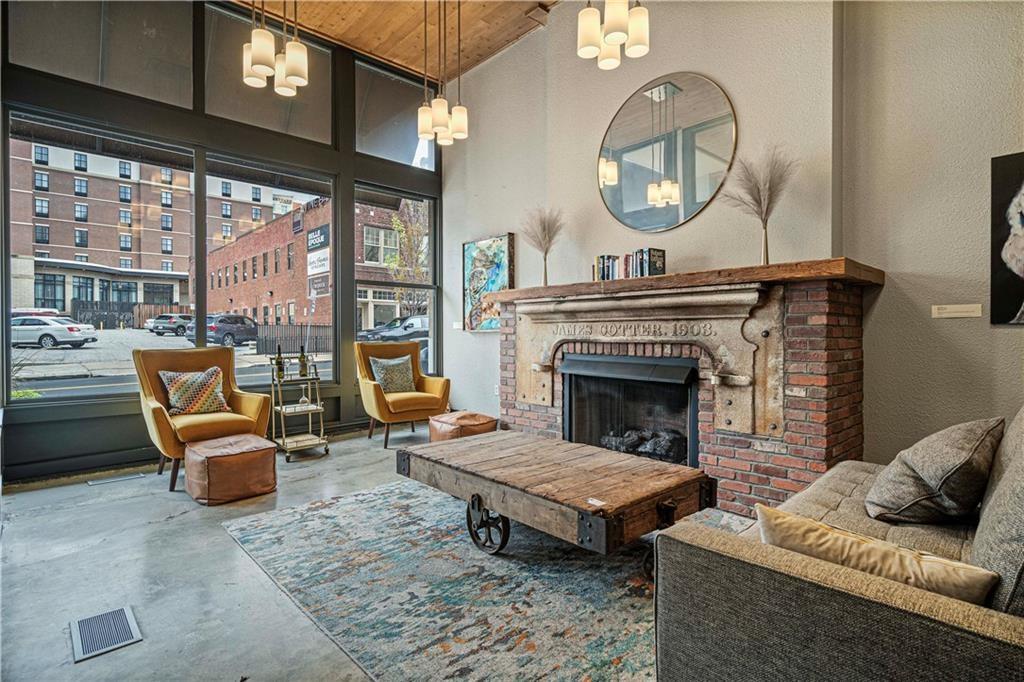 Homes for sale in Kansas, MO | 1535 Walnut St #705, Kansas, MO 64108 | MLS# 2623121