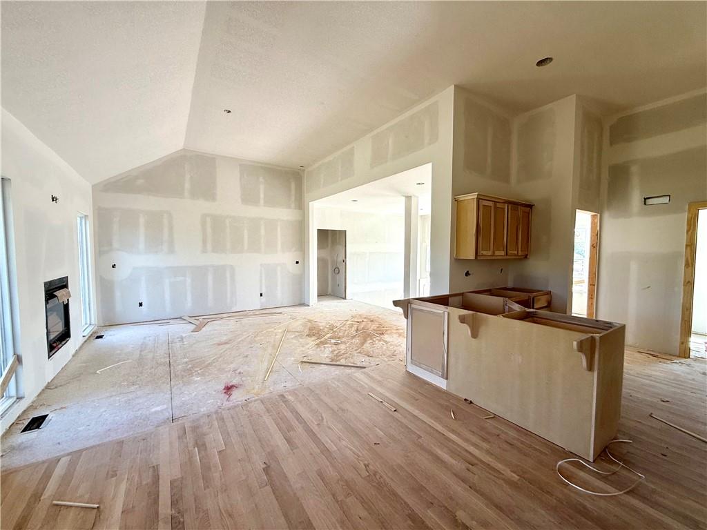 Photo 4 of Single family home for sale at 1110 Oak Ridge St, Kearney, MO 64060 | MLS# 2623162 | Listing updated on 2026-09-04