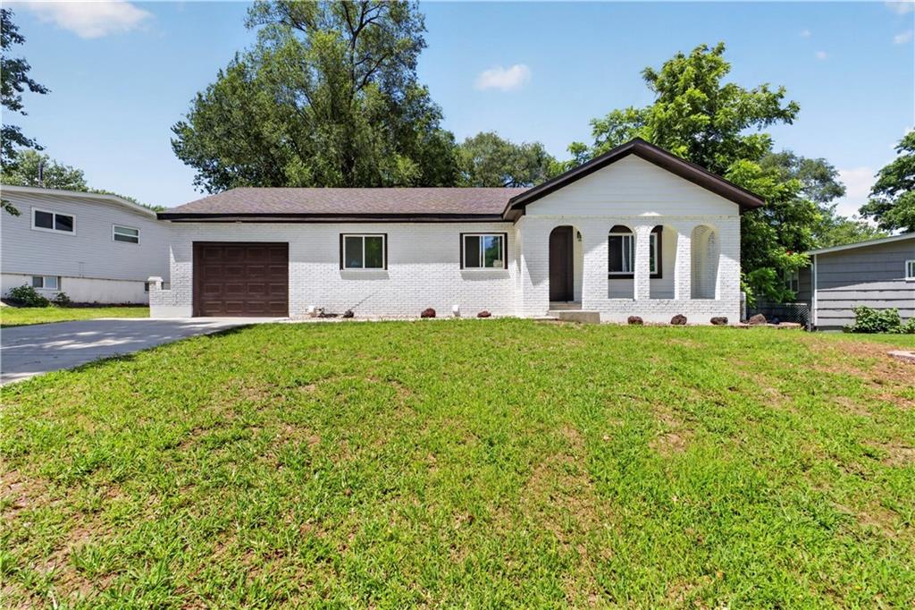 Homes for sale in Kansas City, KS | 8206 Ohio Ave, Kansas City, KS 66112 | MLS# 2623177