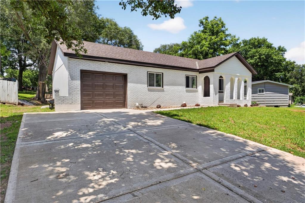 Homes for sale in Kansas City, KS | 8206 Ohio Ave, Kansas City, KS 66112 | MLS# 2623177