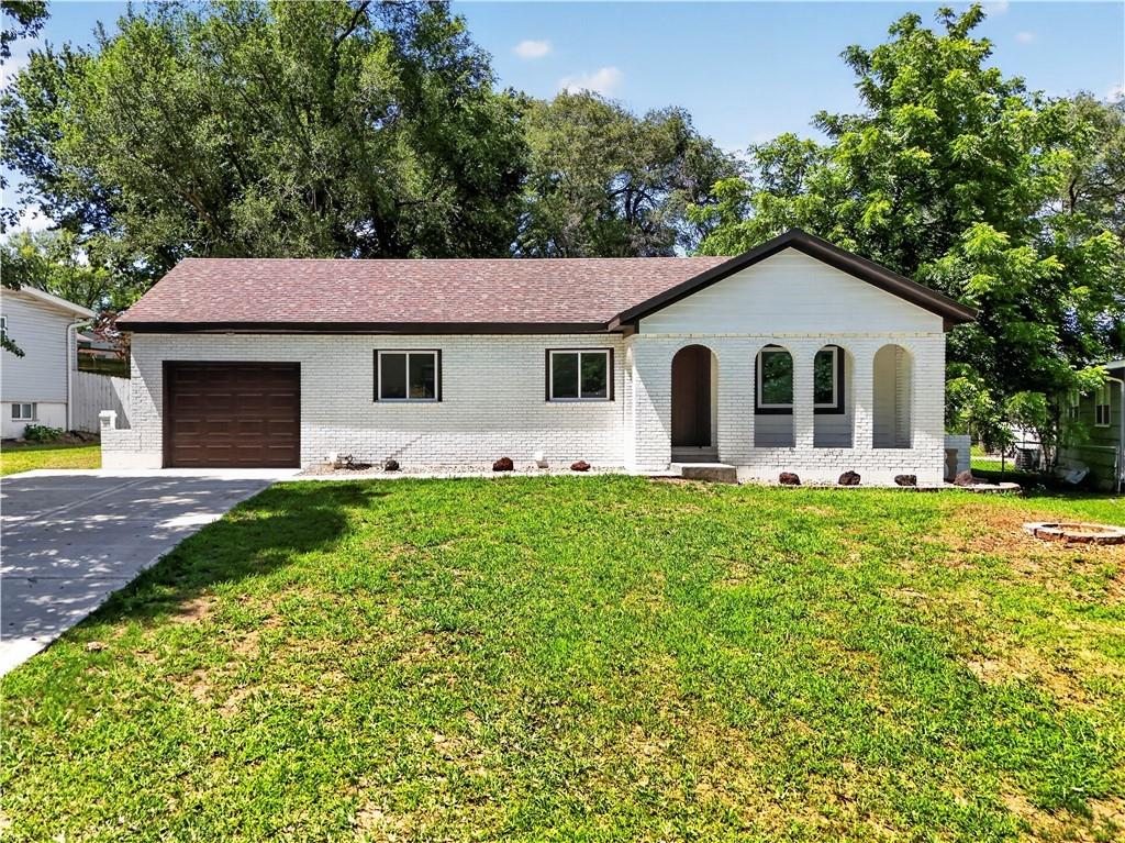 Homes for sale in Kansas City, KS | 8206 Ohio Ave, Kansas City, KS 66112 | MLS# 2623177