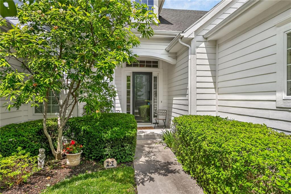 2nd image of 9657 Lime Stone Rd, Kansas City, MO 64152 | MLS# 2623201