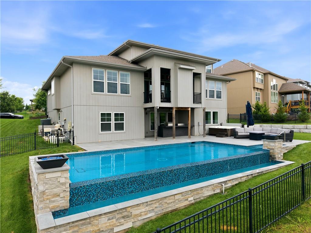 Homes for sale in Olathe, KS | 24957 W 114Th St, Olathe, KS 66061 | MLS# 2623269