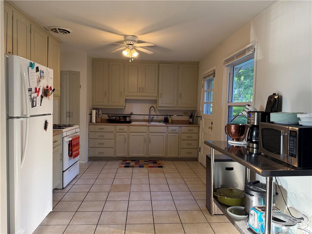 Homes for sale in Mission, KS | 6332 Nall Ave, Mission, KS 66202 | MLS# 2623314
