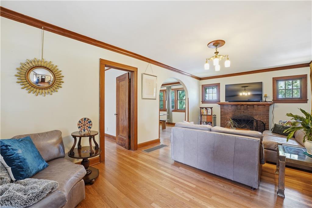 3rd image of 5836 Harrison St, Kansas City, MO 64110 | MLS# 2623442