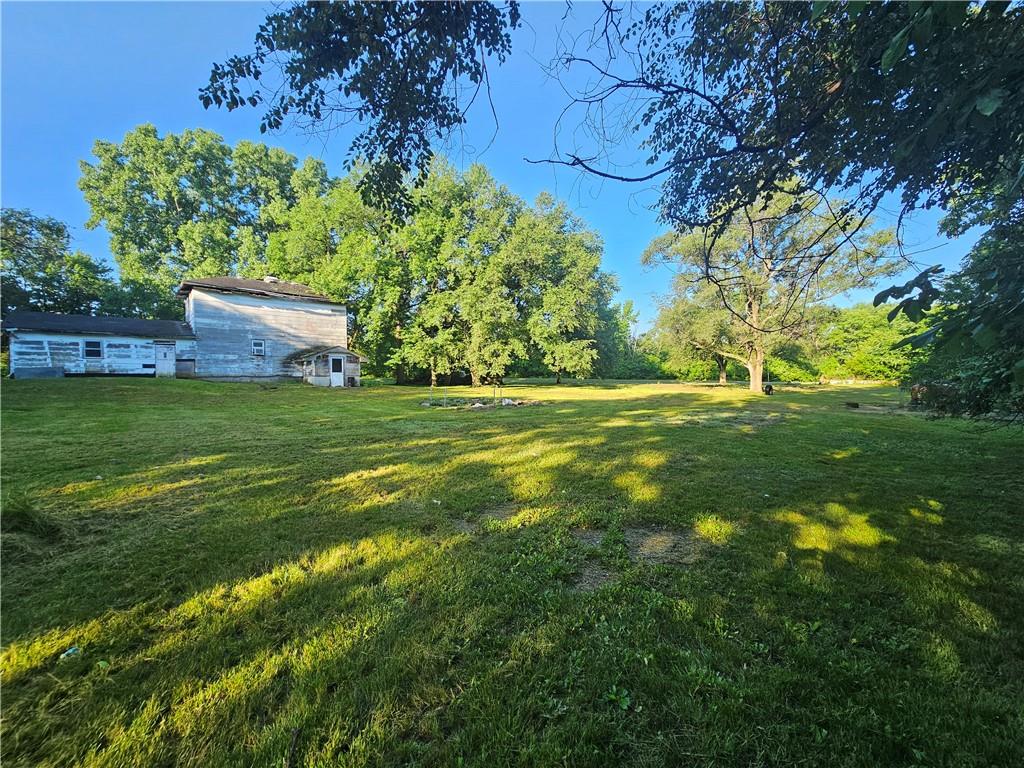 Homes for sale in Hamilton, MO | 611 W Samuel St, Hamilton, MO 64644 | MLS# 2623485