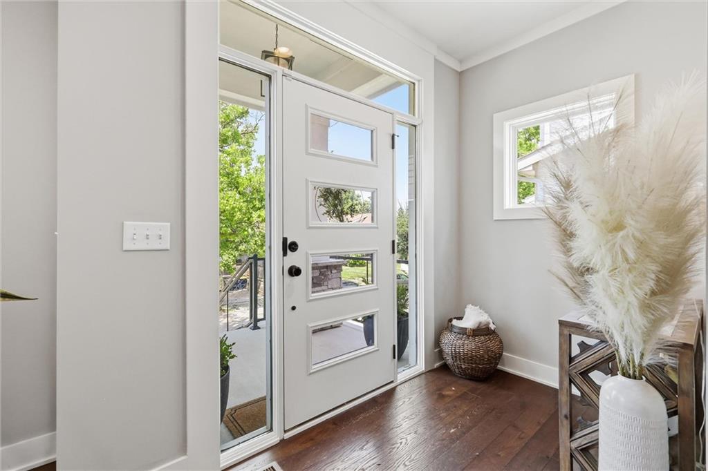5th image of 711 Corbin Ter, Kansas City, MO 64111 | MLS# 2623501