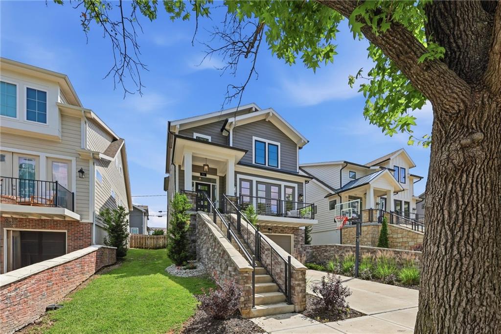 4th image of 711 Corbin Ter, Kansas City, MO 64111 | MLS# 2623501