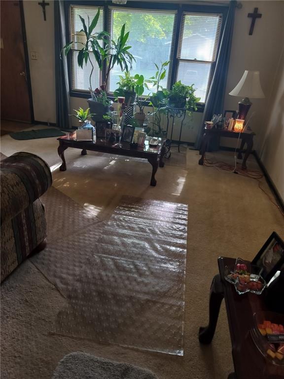 Homes for sale in Kansas City, MO | 9813 Bennington Ave, Kansas City, MO 64134 | MLS# 2623521