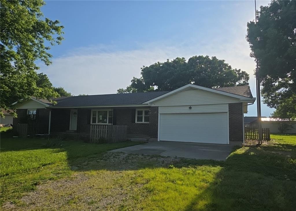 Homes for sale in Garnett, KS | 27429 N 59 Hwy, Garnett, KS 66032 | MLS# 2623522