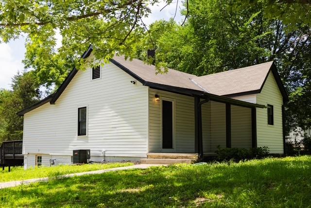 Homes for sale in Kansas City, MO | 8007 E 75th St, Kansas City, MO 64138 | MLS# 2623737