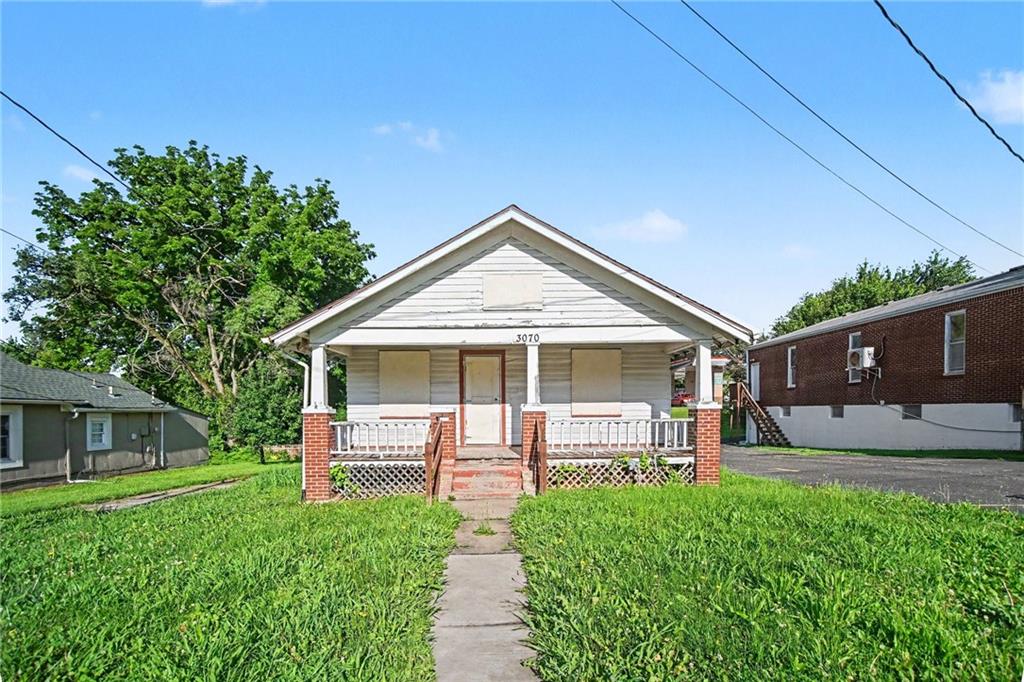 Homes for sale in Kansas City, KS | 3070 N 33 St, Kansas City, KS 66104 | MLS# 2623821