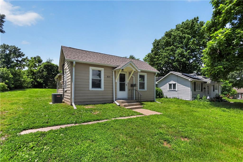 Homes for sale in Independence, MO | 816 S Logan Ave, Independence, MO 64050 | MLS# 2623900