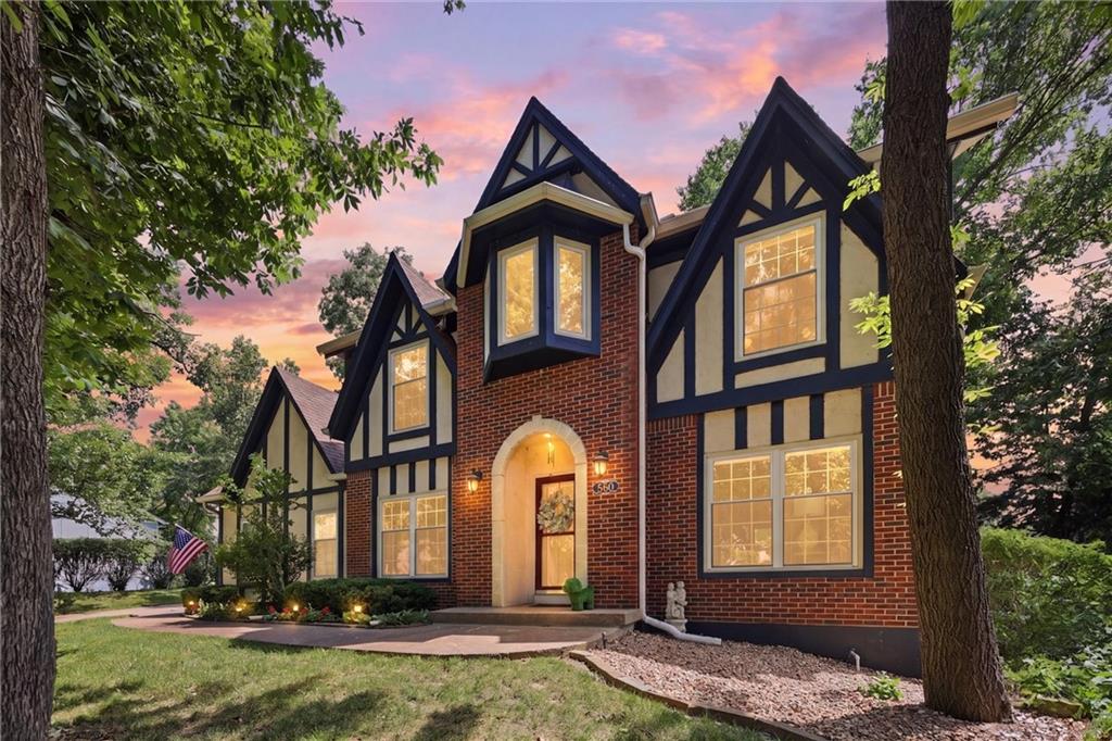 1st image of 3301 N 110th St, Kansas City, KS 66109 | MLS# 2623967