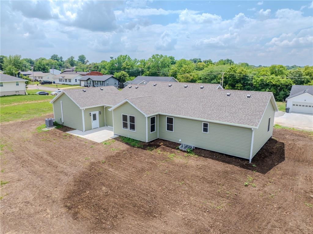 Homes for sale in Gallatin, MO | 113 Westwood Dr, Gallatin, MO 64640 | MLS# 2624117