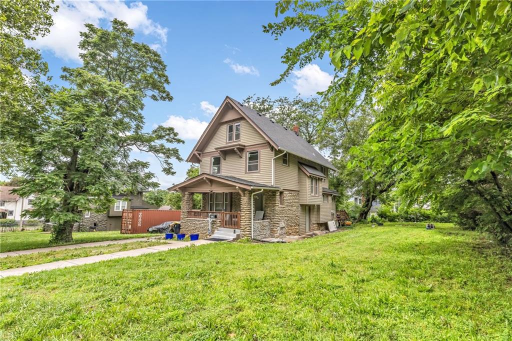 2nd image of 4024 Montgall Ave, Kansas City, MO 64130 | MLS# 2624218