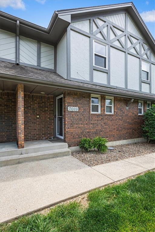 Homes for sale in Kansas City, MO | 7019 N Fisk Ct, Kansas City, MO 64151 | MLS# 2624279