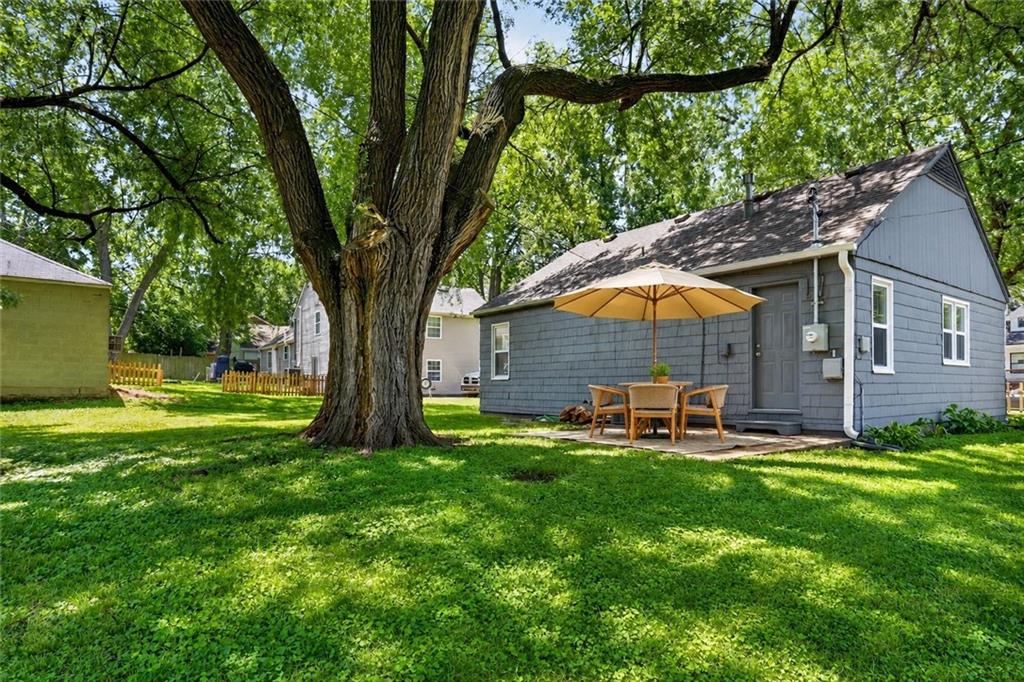 Homes for sale in Overland Park, KS | 8525 England St, Overland Park, KS 66212 | MLS# 2624284