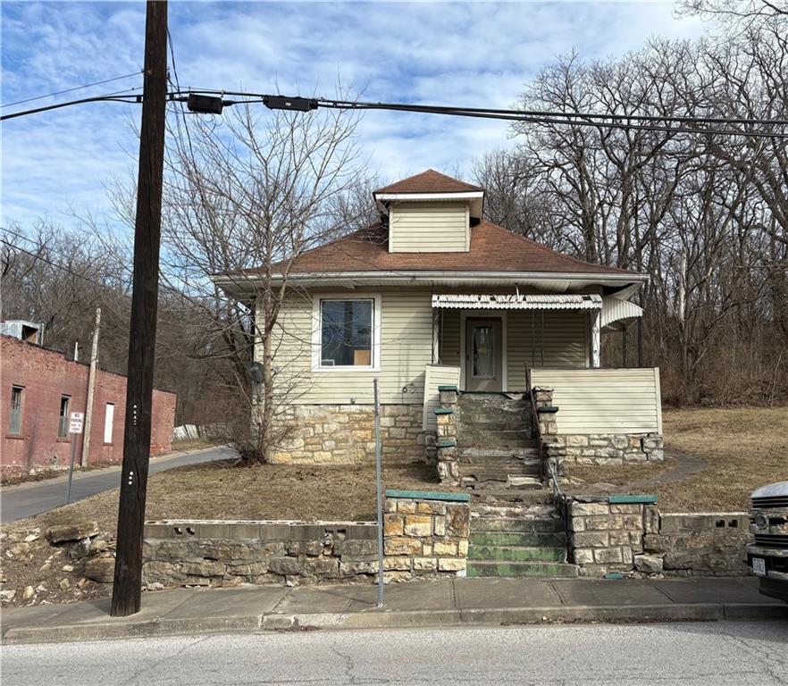 Homes for sale in Excelsior Springs, MO | 643 N Main St, Excelsior Springs, MO 64024 | MLS# 2624373