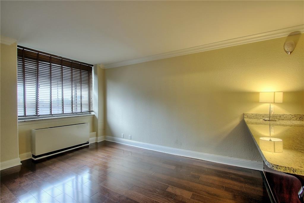 3rd image of 700 E 8Th St #4D, Kansas City, MO 64106 | MLS# 2624572