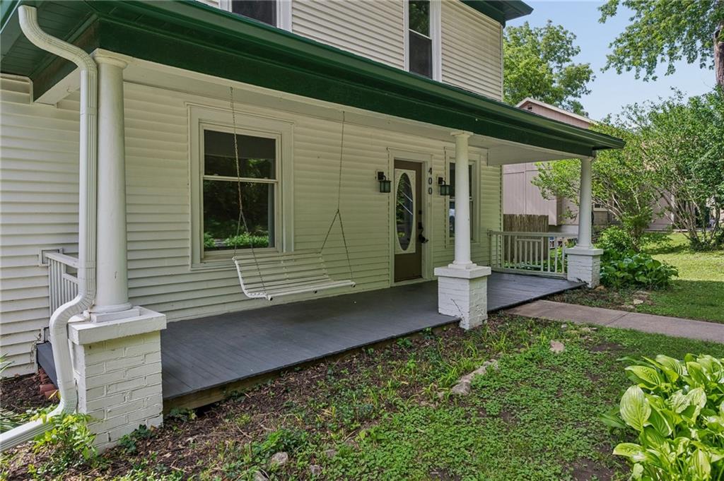 Homes for sale in Parkville, MO | 400 West St, Parkville, MO 64152 | MLS# 2624587