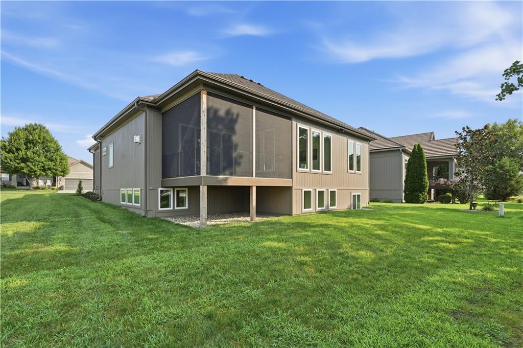 50th image of 4225 Ne Park Springs Dr, Lees Summit, MO 64064 | MLS# 2625394