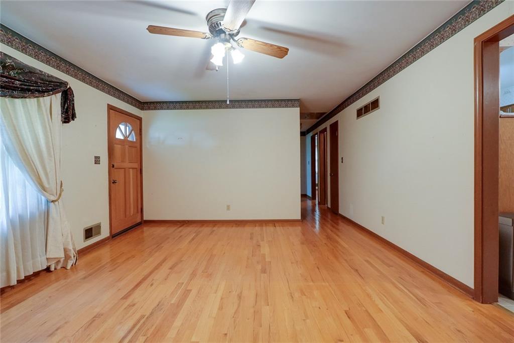 Homes for sale in Kansas City, MO | 11016 Stark Ave, Kansas City, MO 64134 | MLS# 2625718