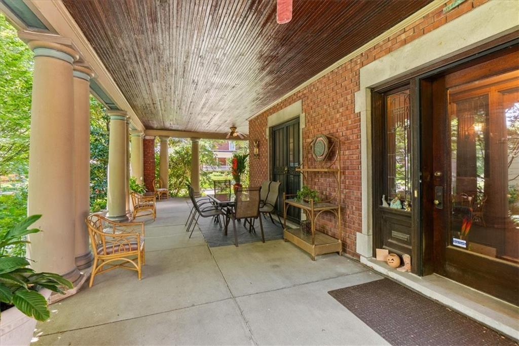 2nd image of 3601 Charlotte St, Kansas City, MO 64109 | MLS# 2625910