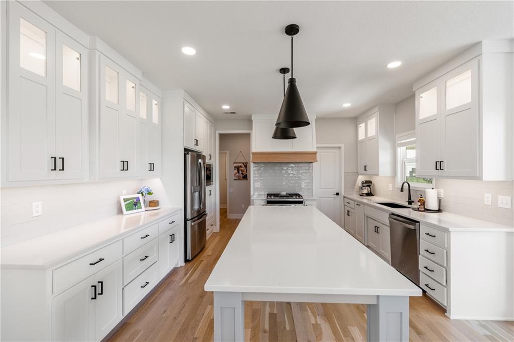 3rd image of 2310 Sw Serena Pl, Lees Summit, MO 64082 | MLS# 2626034
