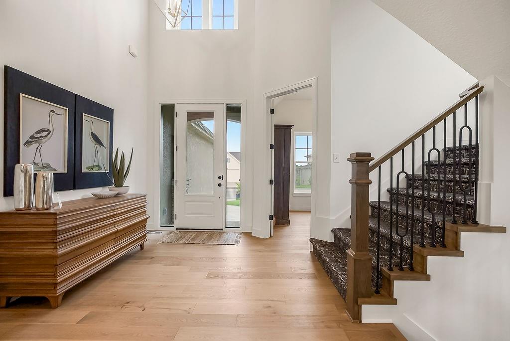 3rd image of 2419 W 177Th Ter, Overland Park, KS 66085 | MLS# 2626050